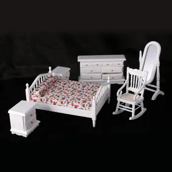 Набор миниатюрной мебели для кукольного домика из 6 предметов с кроватью в цветочек, Зеркалом, прикроватной тумбочкой и комодом / 12 Предметов декора для кукол